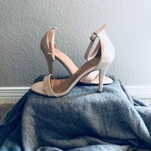 Nude 2 strap heel